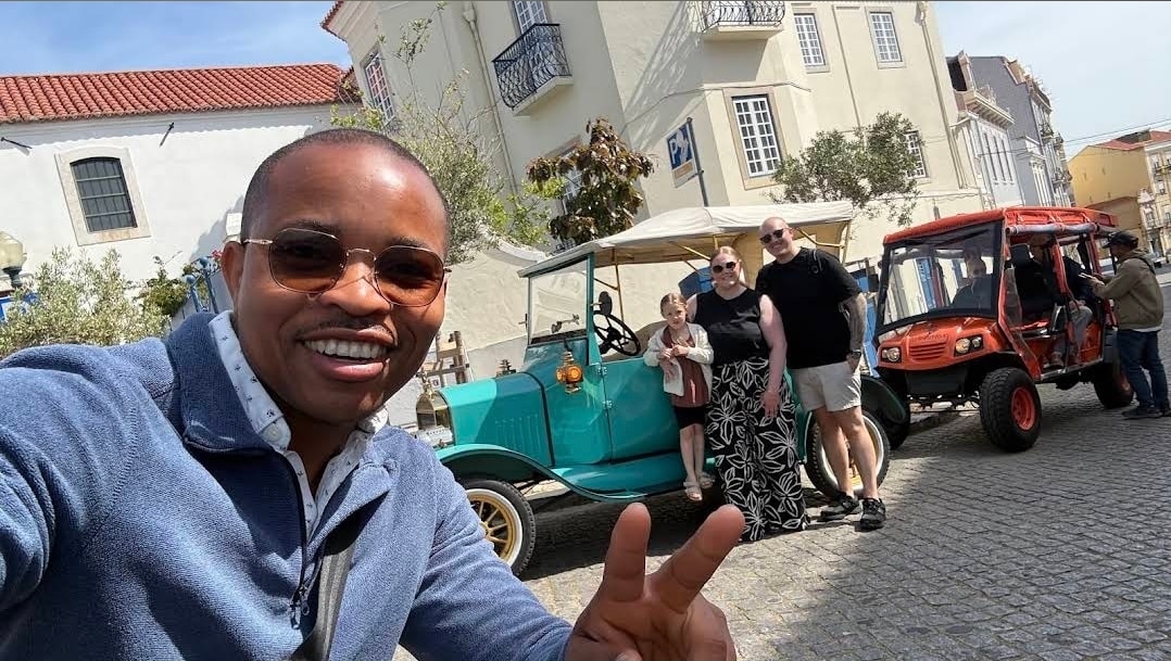 Lisbon viewpoint tour stop
